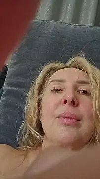 MariaRichi_'s Webcam Show