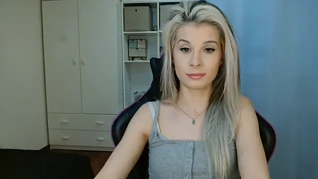 Chat XXX en directo de KristineGlow