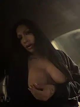 Chat XXX ao vivo de FerrariFrench