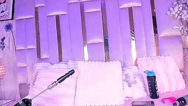 Naomistart's Live XXX Chat