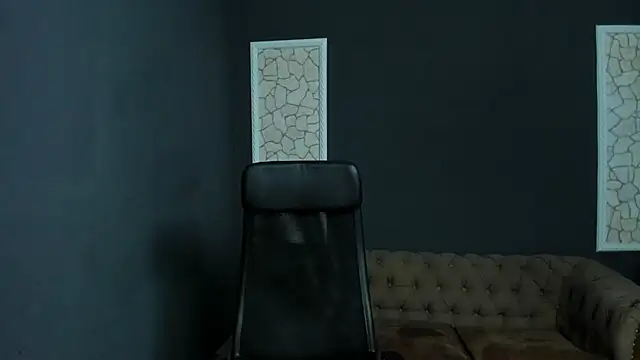 BrianHunts 现场XXX聊天