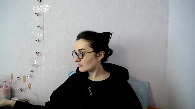 دردشة Shiny_gine الجنسية المباشرة