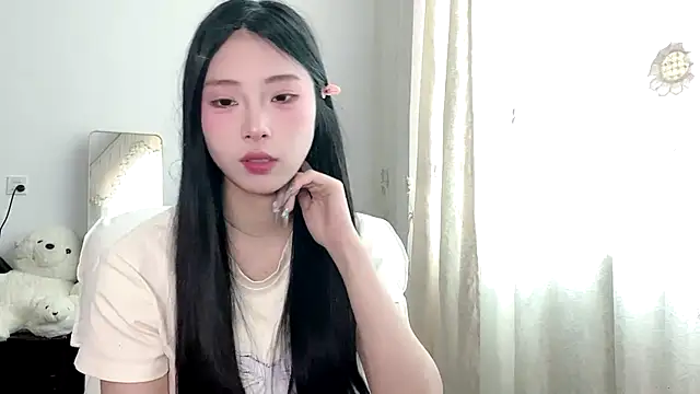 yiyibaby2026 网络视讯表演