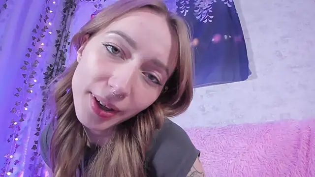 LuckySexyDoll Live XXX-Chat