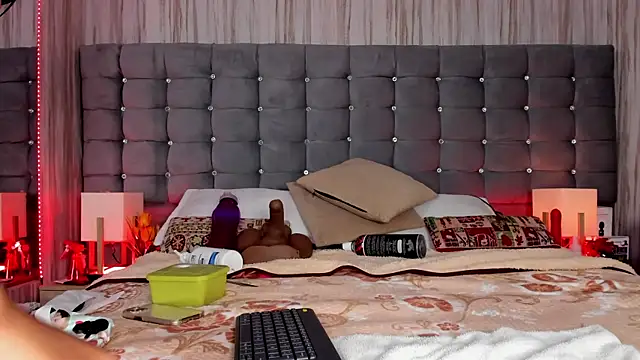 Poacahontasfg's Webcam Show