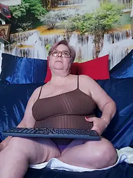 QueenPammy1 Live XXX-Chat