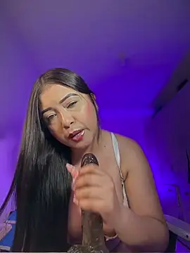 Chat XXX ao vivo de cami_ortiz__