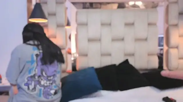 MeelFox: απευθείας συνομιλία ΧΧΧ