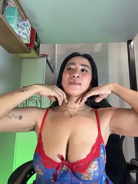 Show Webcam de AsianMilfSheryl