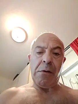 DauntedHumulin Show Webcam