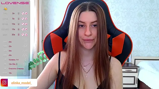 Chatroom XXX en direct de Elishka_