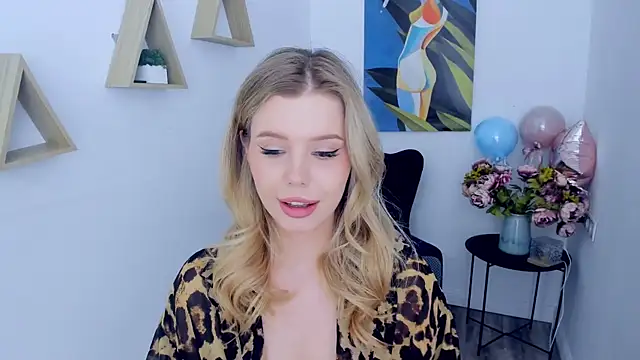 FollowLovee Live XXX-Chat