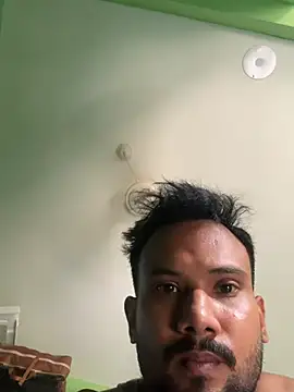 GildanK18's Live XXX Chat