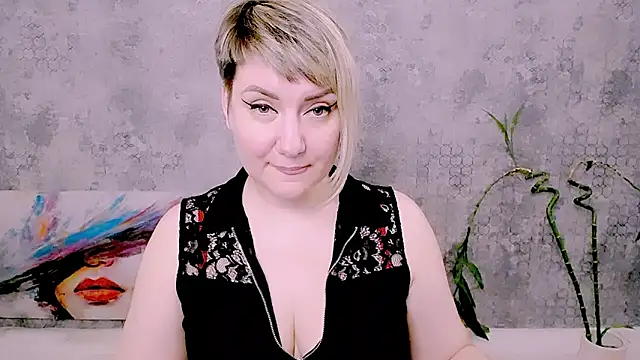 Djullia – Live XXX-chat