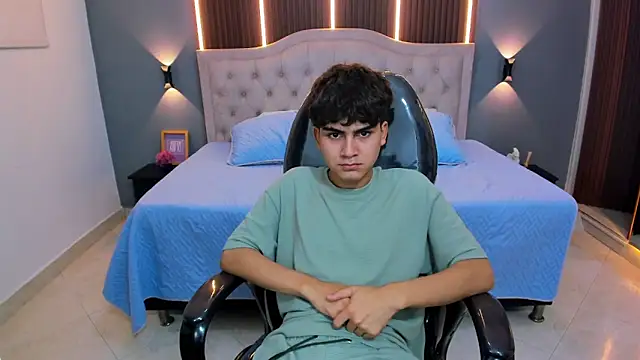 عرض كام Tommy18__