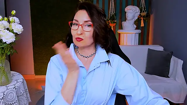 UnaTerra Adlı Modelin Canlı XXX Sohbeti