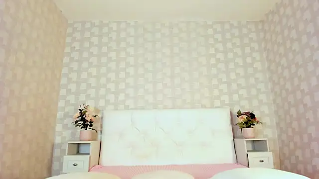 NatsumiHun's Live XXX Chat