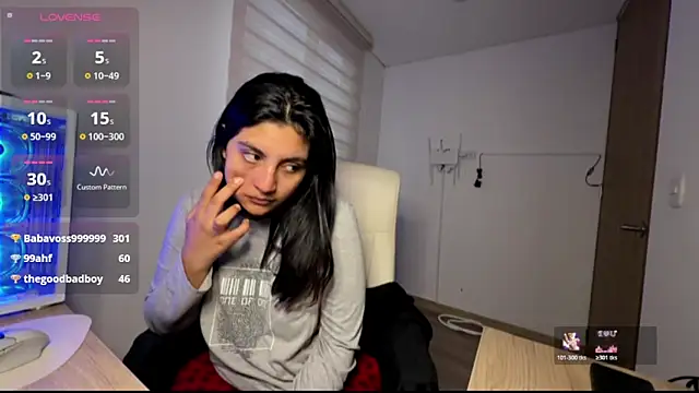 Chat XXX ao vivo de cloe_small