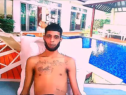 XXX chat uživo modela CharmingIndian1