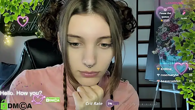 XXX chat uživo modela CherryBloom777