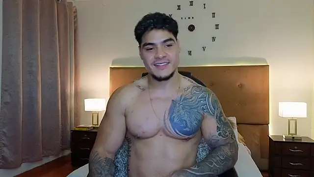 Онлайн чат XXX Steven_Velez