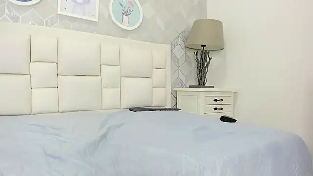 แชท XXX สดของ naia_cox