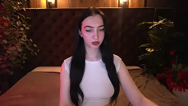 WildKittenX_のライブXXXチャット