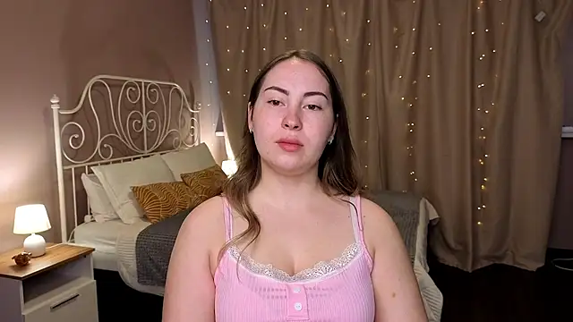 Kira_Fluffy's Live XXX Chat