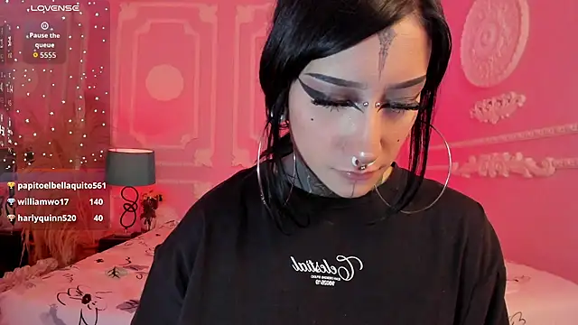 Kat_VonDe Chat XXX live