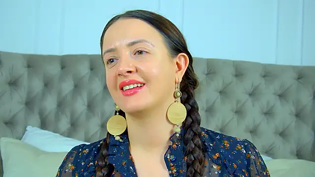 XXX chat uživo modela ElinaBellucci