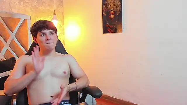 kraven_lust élő XXX-chatje