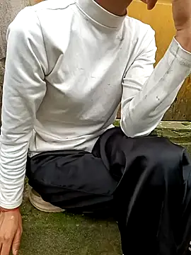 Hoa-tuylip 现场XXX聊天