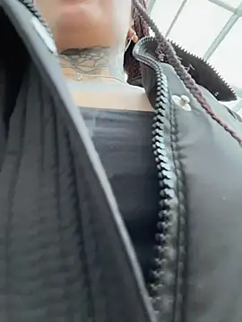 KishaMur's Live XXX Chat