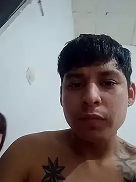 Lacoloo66 Show Webcam