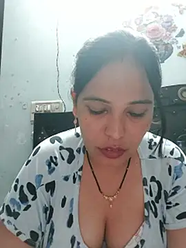 Show webcam de Poojabhabi101