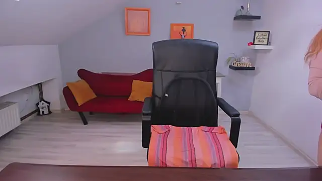 LollaGirl – Live XXX-chat