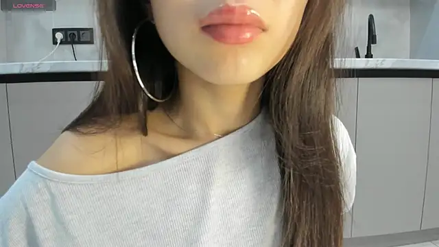 دردشة Mia_Meow_ الجنسية المباشرة