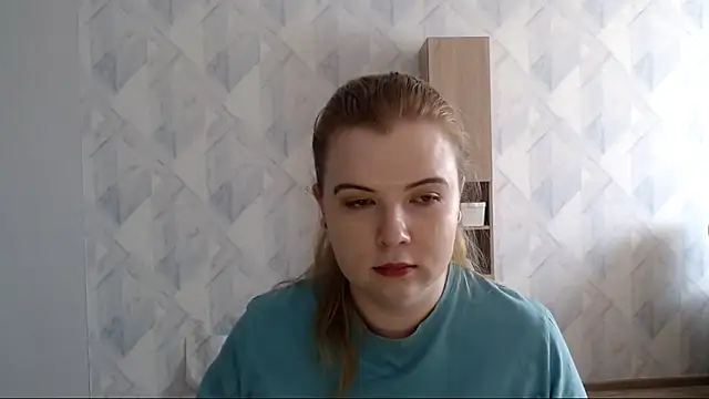 Melina_Hot09 Chat XXX in diretta