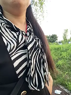 tianwei2567 在線直播表演