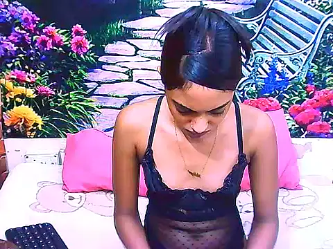 IndianPretty14u2Luv 现场XXX聊天