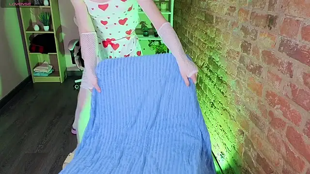 ZoriaLovesLuna webkamerás műsora