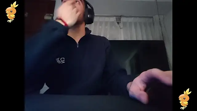 Živý XXX chat TommyMomentum