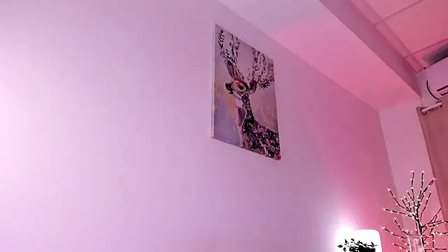 Divine_Madeleinen Live XXX chat