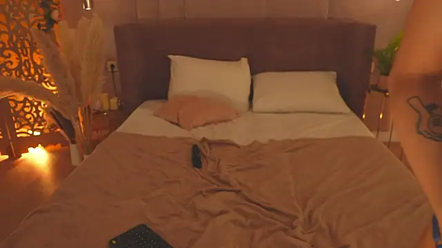 AdoraCortes Adlı Modelin Canlı XXX Sohbeti