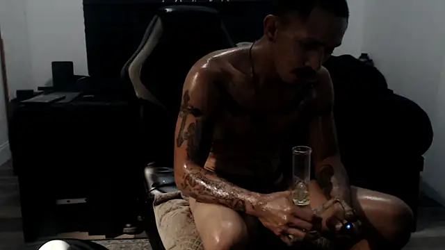 inc25cb@xh élő XXX-chatje