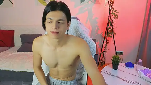 ItachiKage Webcam Show