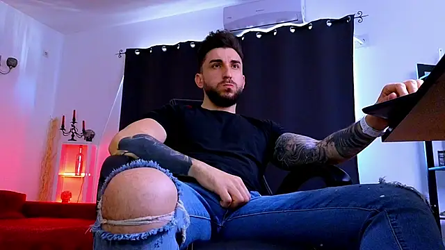 Chatroom XXX en direct de MightyAaron66