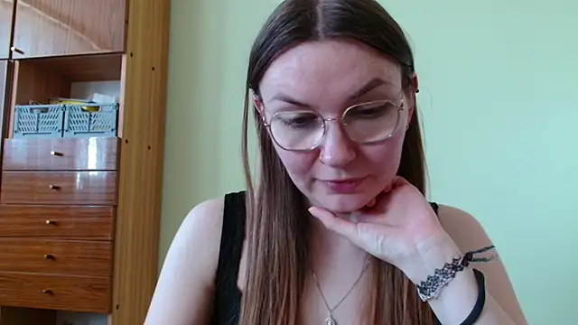 LooveELLYx Chat XXX live