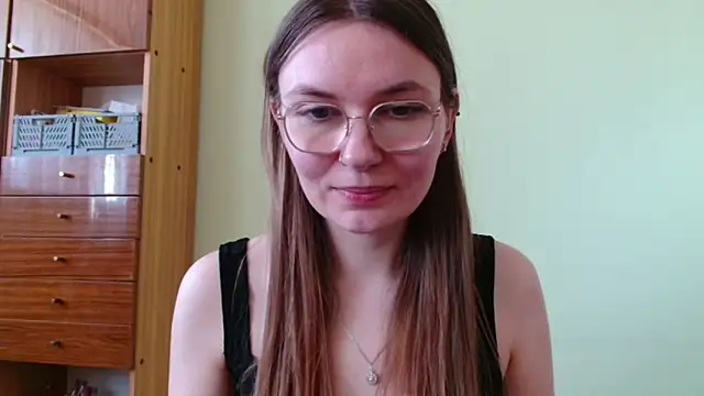 دردشة LooveELLYx الجنسية المباشرة