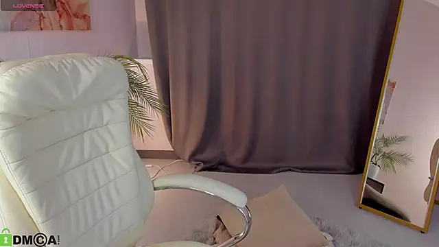 LeticiaRomano Chat XXX in diretta